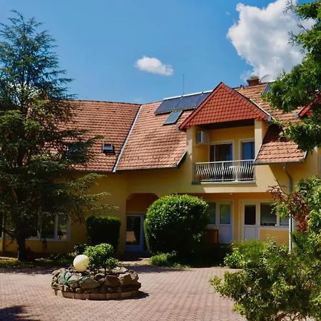 Wagner Panzio 3* Черсегтомай