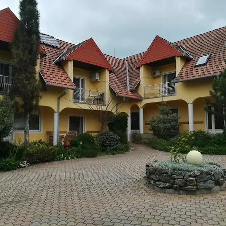 Wagner Panzio 3* Cserszegtomaj