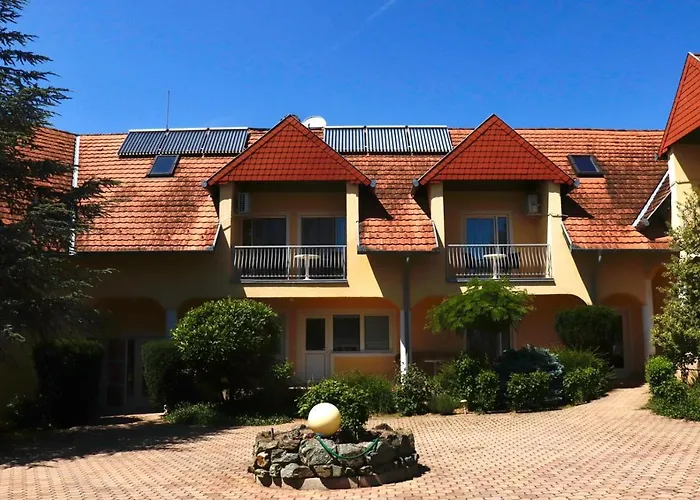 Wagner Panzio 3* Cserszegtomaj