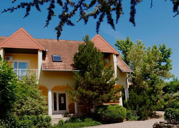 Wagner Panzio 3* Cserszegtomaj