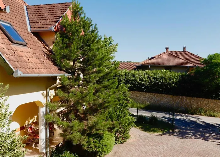 Wagner Panzio בית הארחה