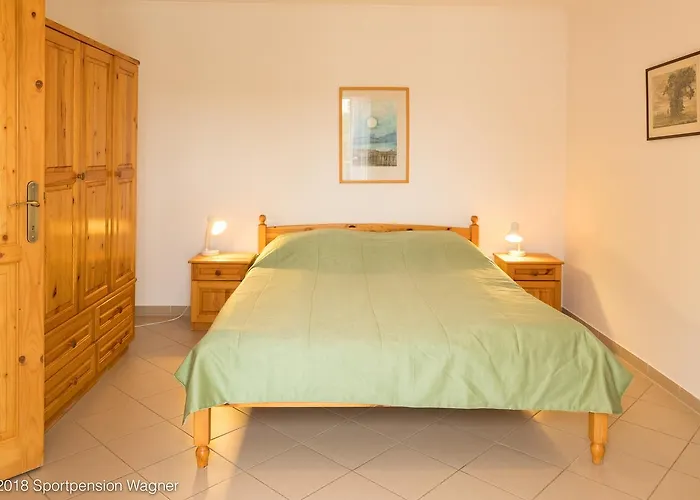 Wagner Panzio בית הארחה